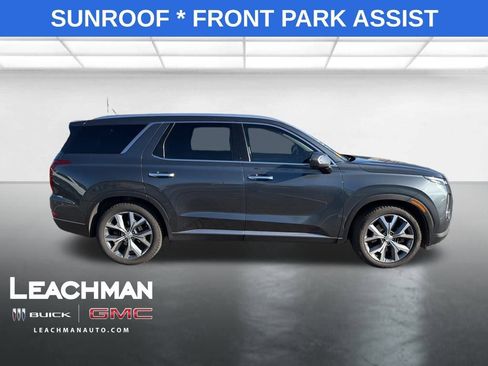 Used 2020 Hyundai Palisade SEL w/ Convenience Package image 2