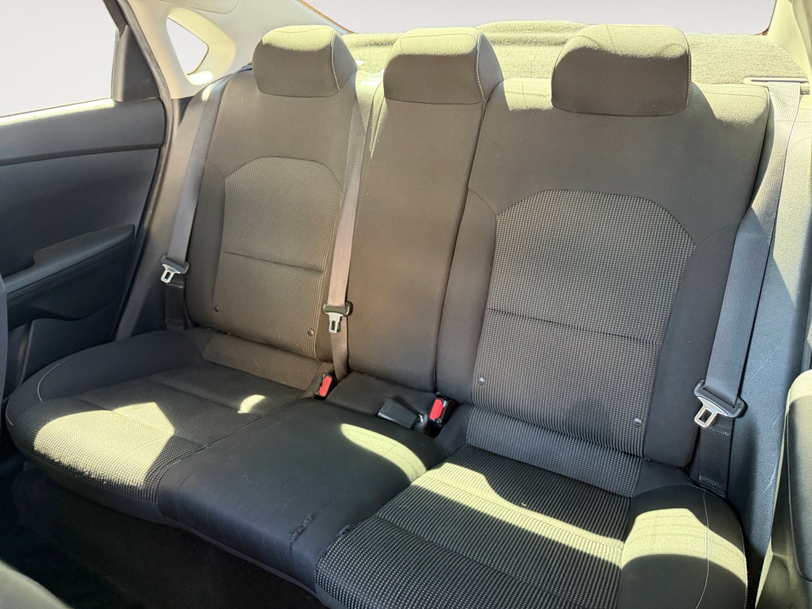 Used 2019 Kia Forte LXS FWD image 13