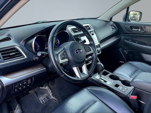 Used 2016 Subaru Outback 2.5i Limited AWD/4WD image 15