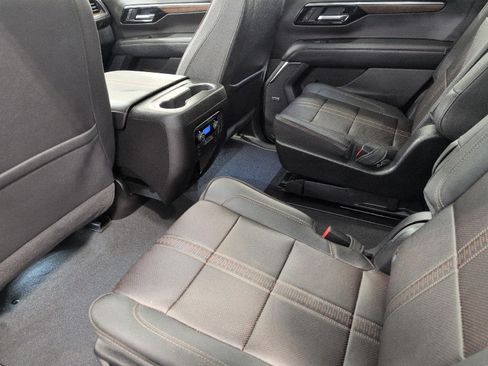 Certified 2025 Chevrolet Tahoe High Country AWD/4WD image 21