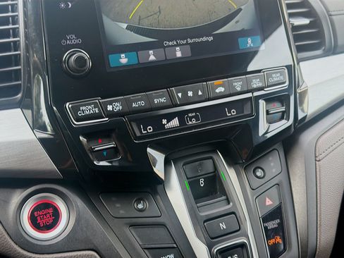 Used 2019 Honda Odyssey EX-L image 14