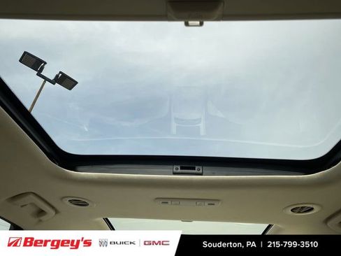Certified 2023 GMC Acadia Denali w/ Denali Ultimate Package AWD/4WD image 21