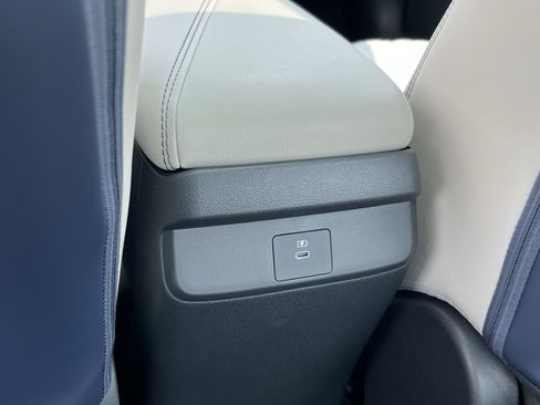 New 2026 Nissan Sentra SL FWD image 18