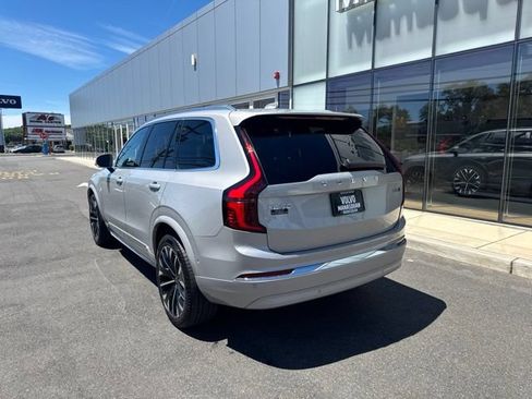 Certified 2025 Volvo XC90 B6 Plus AWD/4WD image 3