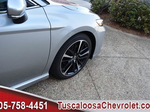 Used 2020 Toyota Camry XSE image 12