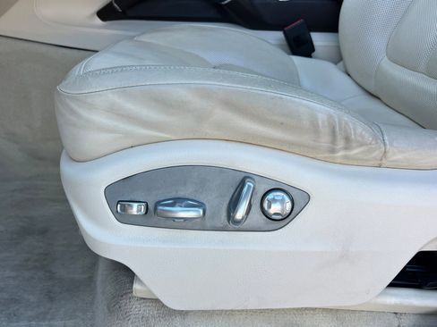 Used 2017 Porsche Cayenne S image 13