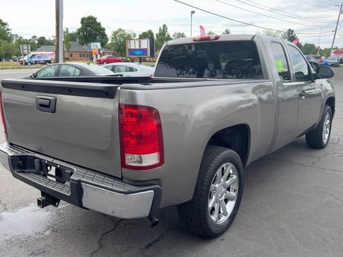 Used 2007 GMC Sierra 1500 SLE w/ California Package RWD image 6