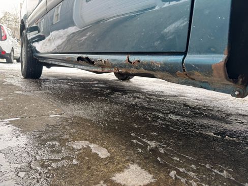 Used 2003 Chevrolet Venture LS image 22