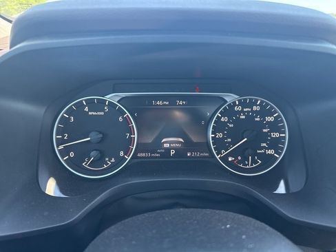 Certified 2023 Nissan Rogue SV w/ SV Premium Package AWD/4WD image 9