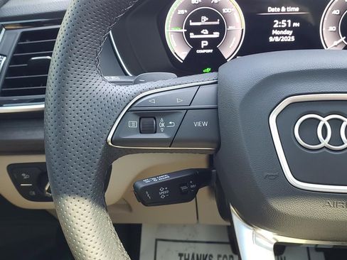 Used 2024 Audi Q5 e Premium Plus w/ Premium Plus Package image 25
