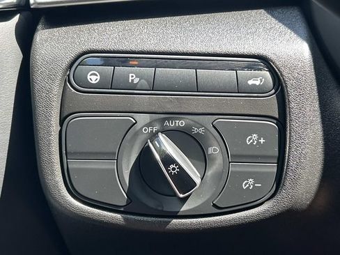 Certified 2025 INFINITI QX50 Luxe AWD/4WD image 26