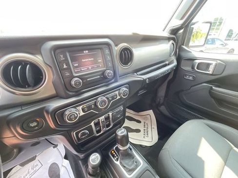 Used 2020 Jeep Wrangler Unlimited Sport S AWD/4WD image 18