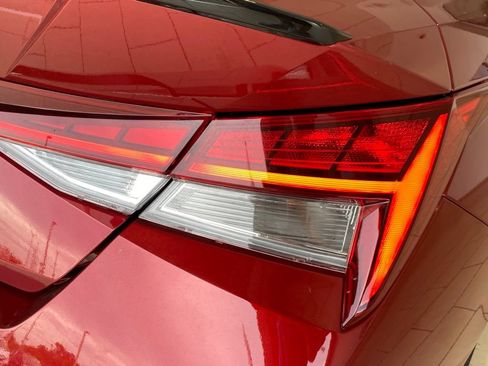 Certified 2026 Hyundai Elantra SEL Sport Premium FWD image 32