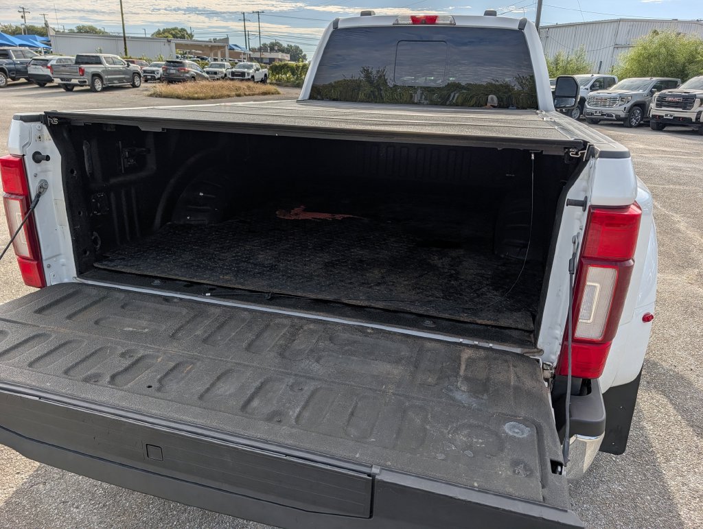 Used 2022 Ford F350 Lariat w/ Lariat Ultimate Package AWD/4WD image 30