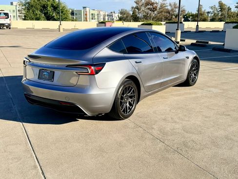 Used 2025 Tesla Model 3 RWD image 6