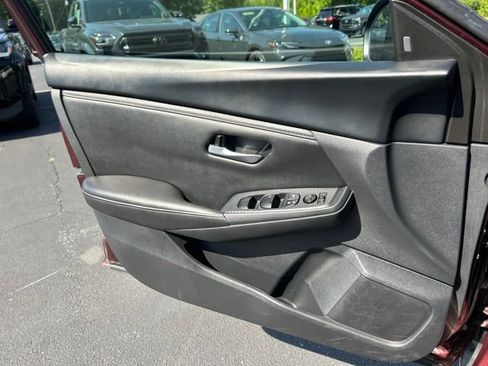Used 2024 Nissan Sentra SV FWD image 27