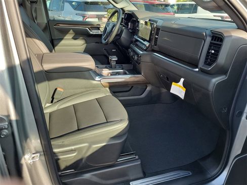 New 2026 Chevrolet Silverado 1500 RST w/ RST All Star Premium Package image 18