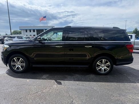 Used 2024 Ford Expedition Max Limited AWD/4WD image 4
