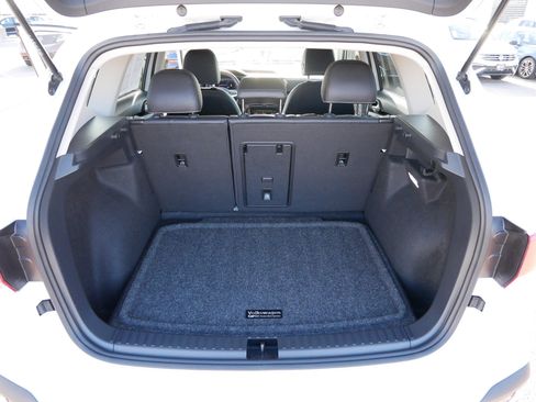 Used 2024 Volkswagen Taos SEL image 18