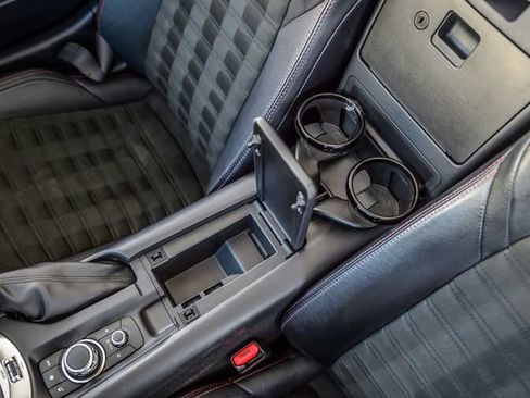 Used 2017 FIAT 124 Spider Abarth image 38