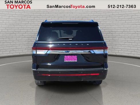 Used 2024 Lincoln Navigator Reserve image 6