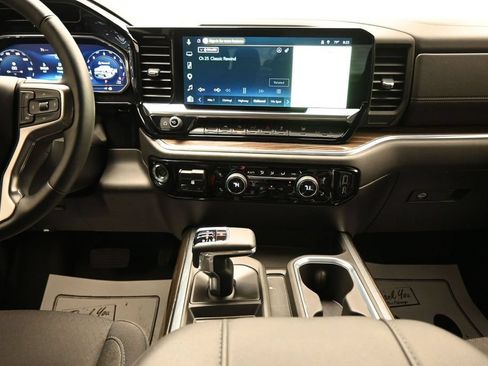 Used 2025 Chevrolet Silverado 1500 RST w/ All Star Edition Plus AWD/4WD image 18