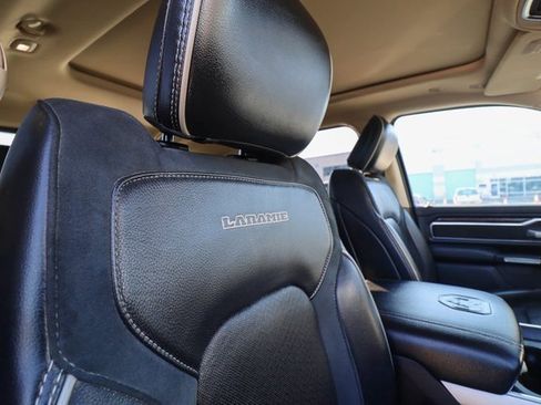 Used 2019 RAM 1500 Laramie image 46