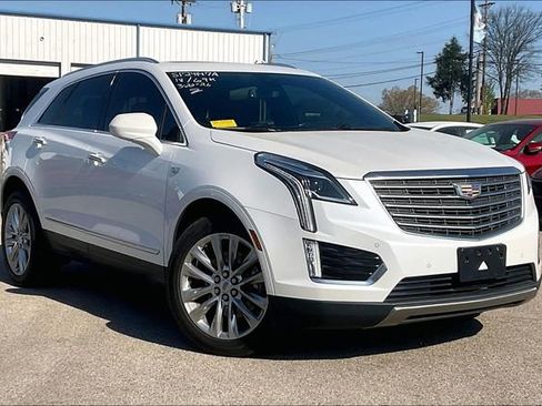 Used 2018 Cadillac XT5 Platinum AWD/4WD image 1