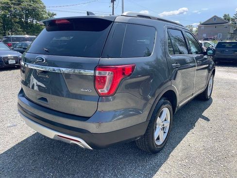 Used 2016 Ford Explorer XLT w/ Equipment Group 202A AWD/4WD image 5