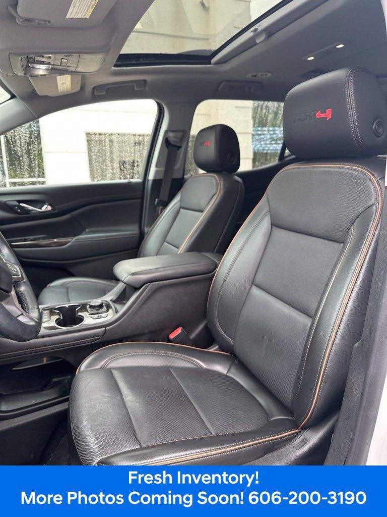 Used 2023 GMC Acadia AT4 w/ Technology Package AWD/4WD image 9