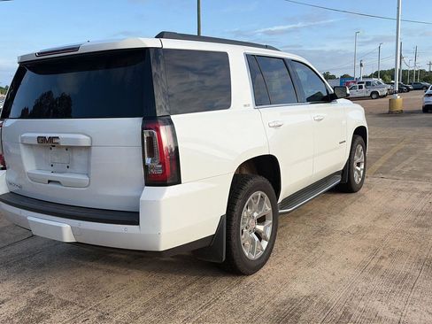Used 2017 GMC Yukon SLT w/ Open Road Package AWD/4WD image 2
