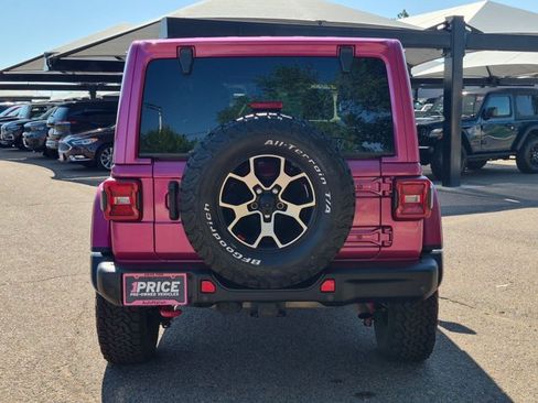 Used 2021 Jeep Wrangler Unlimited Rubicon AWD/4WD image 6