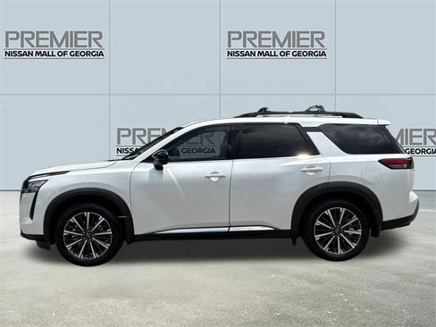 New 2026 Nissan Pathfinder Platinum FWD image 24