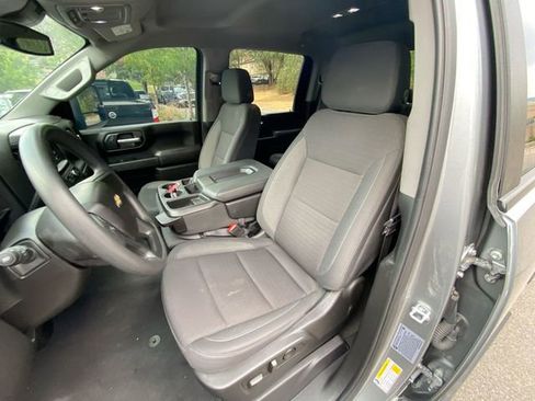 Certified 2025 Chevrolet Silverado 2500 Custom w/ Custom Value Package image 19