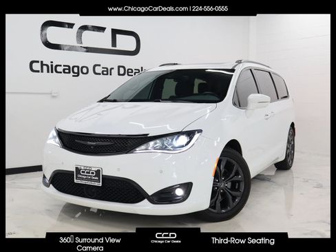 Used 2019 Chrysler Pacifica Limited w/ Advanced Safetytec Group FWD image 1