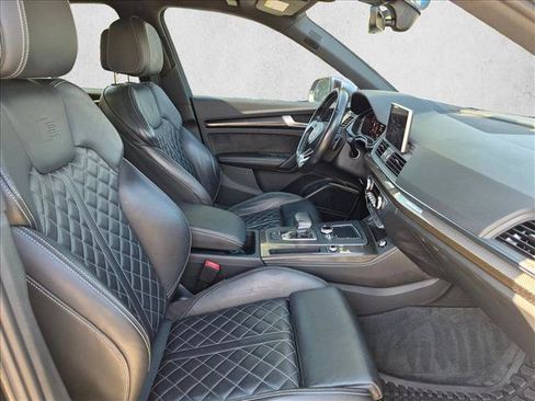 Used 2018 Audi SQ5 Prestige w/ Prestige Package AWD/4WD image 18