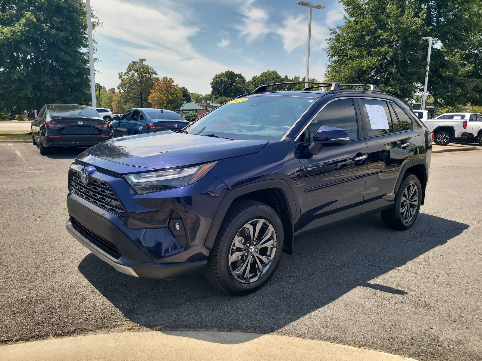 Used 2023 Toyota RAV4 Limited AWD/4WD image 7