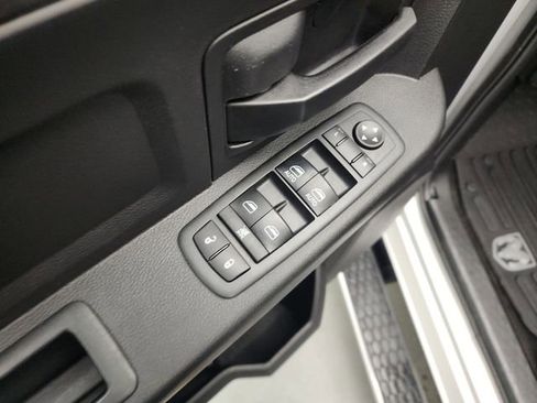 Used 2017 RAM 3500 Tradesman w/ Chrome Appearance Group image 19