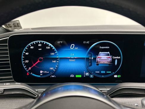 Used 2023 Mercedes-Benz GLS 450 4MATIC image 20