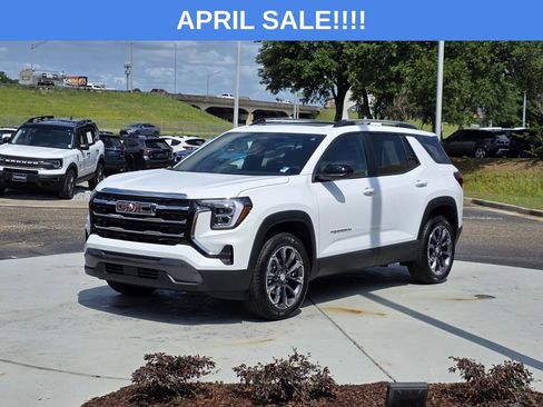 Used 2026 GMC Terrain Elevation w/ Elevation Premium Package FWD image 7