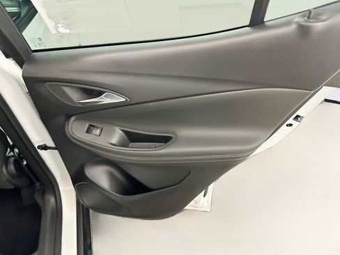 Used 2024 Buick Encore GX Sport Touring AWD/4WD image 30