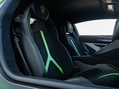 Used 2019 Lamborghini Aventador SVJ image 27