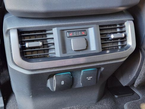 Used 2025 Ford F150 Platinum w/ Equipment Group 702A High AWD/4WD image 18