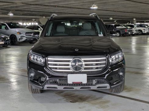 Used 2025 Mercedes-Benz GLB 250 image 5