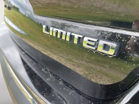 Used 2021 Jeep Grand Cherokee L Limited w/ Trailer Tow Group (B) AWD/4WD image 11
