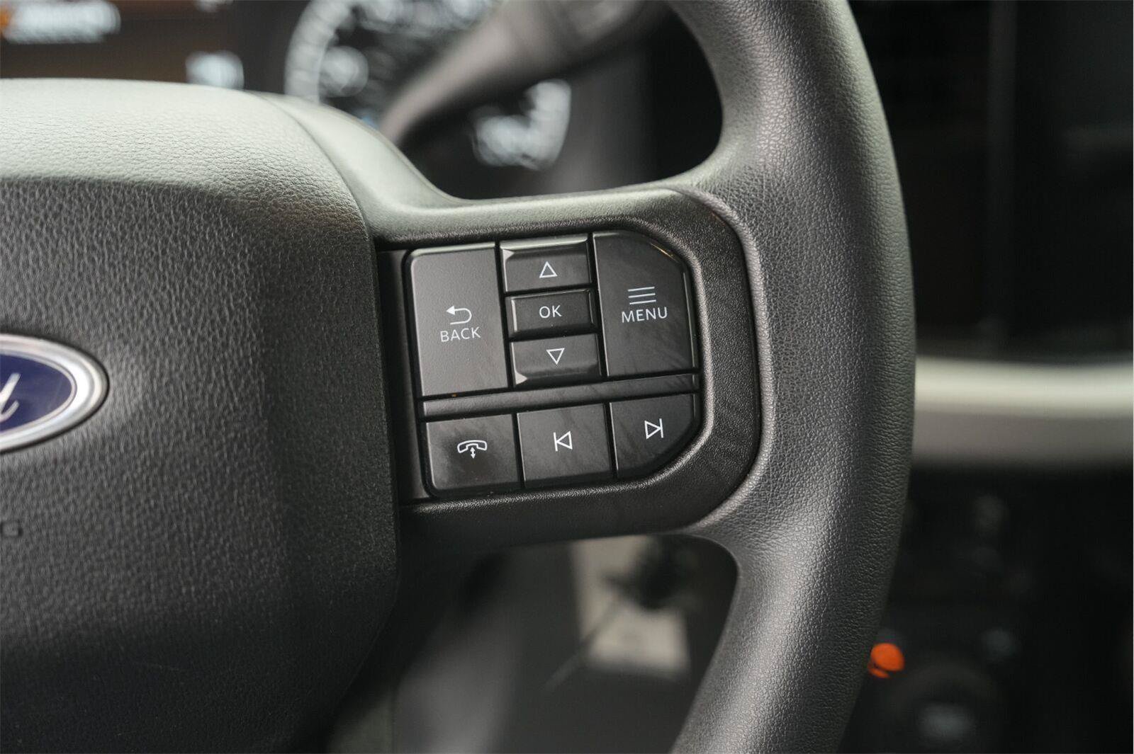 Used 2023 Ford F350 XLT w/ 360-Degree Camera Package AWD/4WD image 23