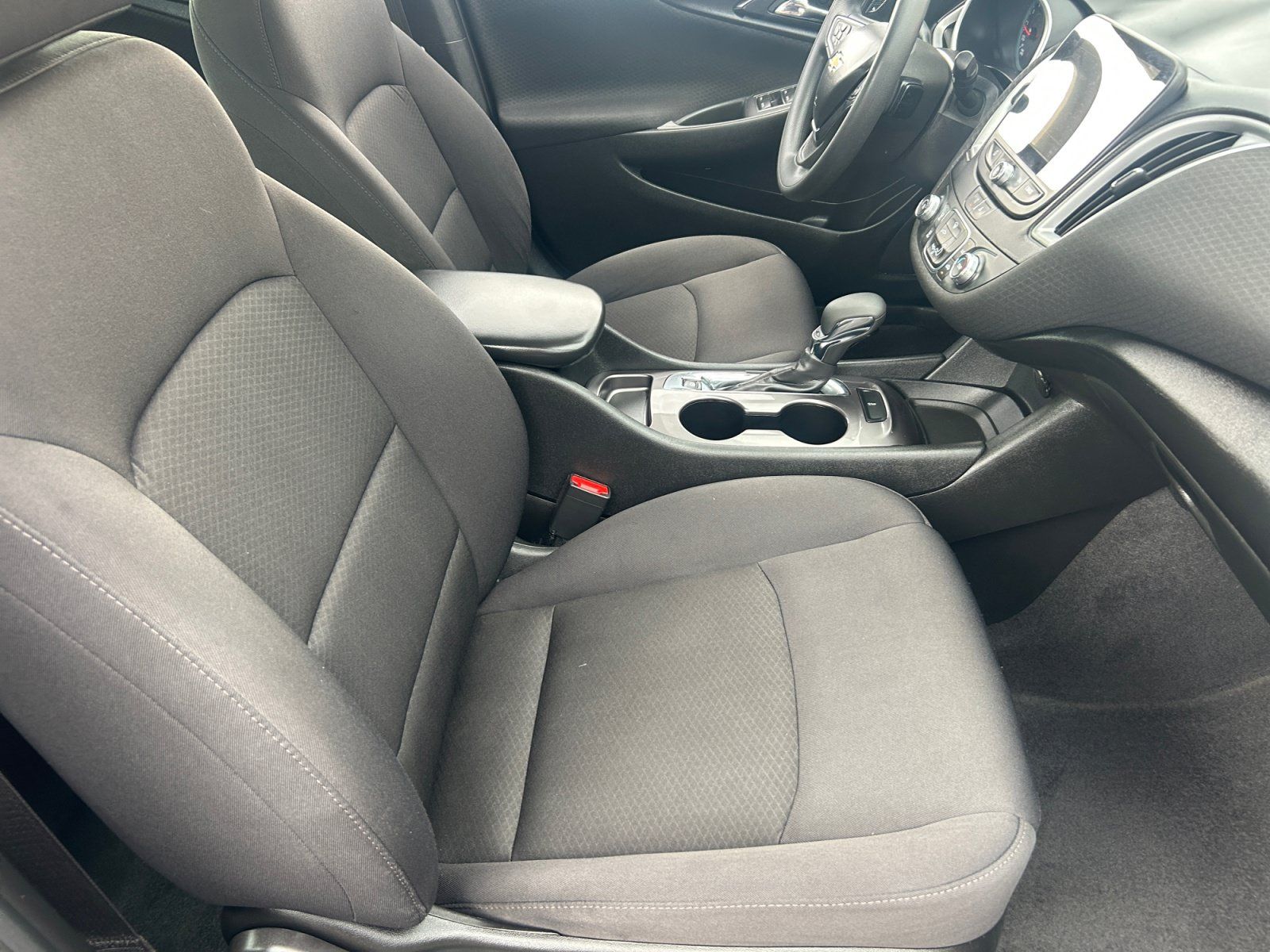 Used 2023 Chevrolet Malibu LS FWD image 18