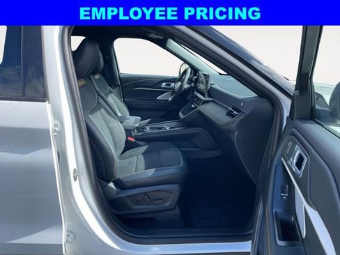 New 2026 Ford Explorer Tremor w/ Tremor Ultimate Package AWD/4WD image 15