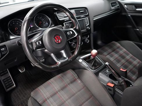 Used 2017 Volkswagen GTI Sport image 5