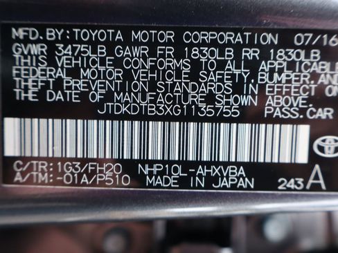 Used 2016 Toyota Prius C One image 45